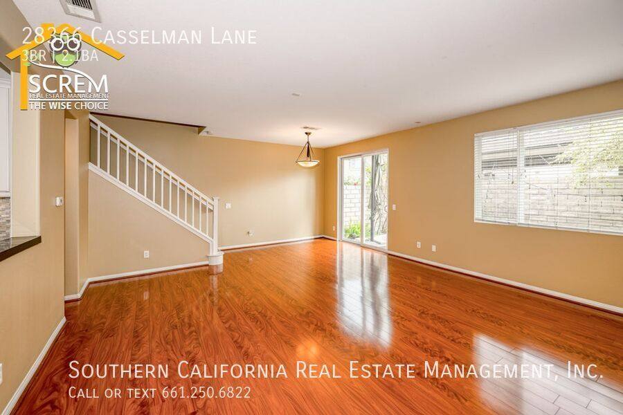 Townhouse for rent at 28366 Casselman Lane, Santa Clarita, CA 91350