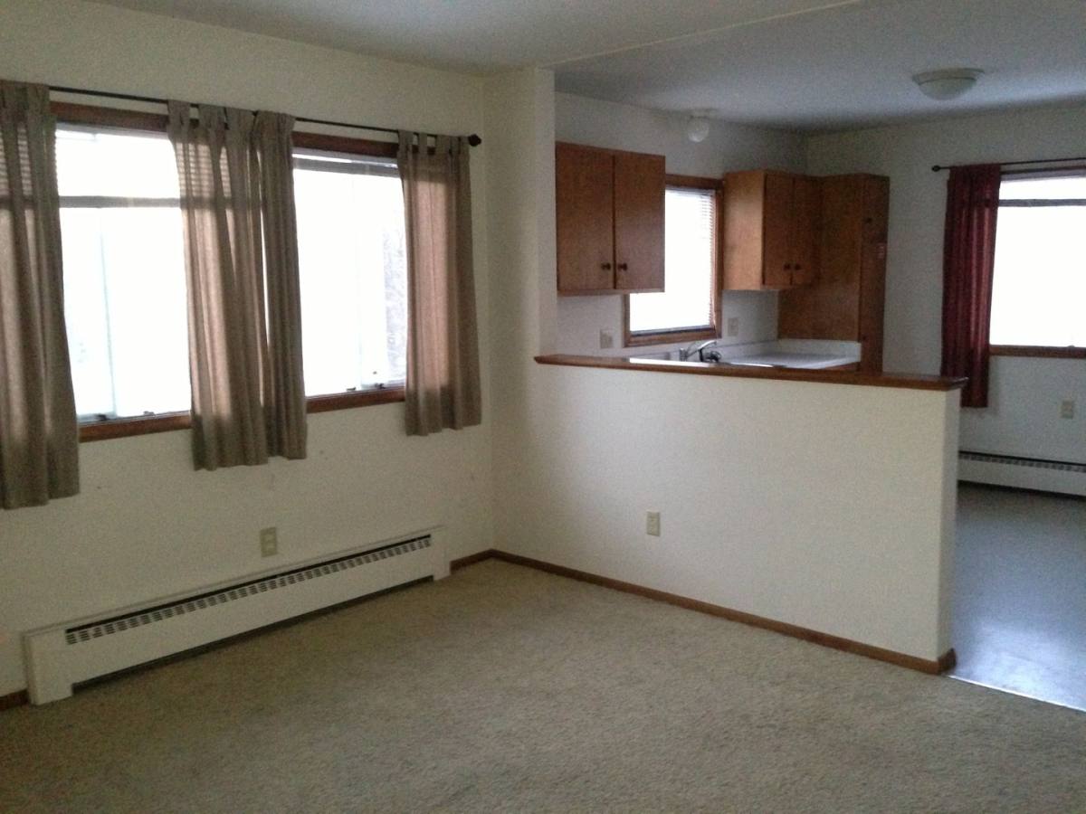 Apartment for rent at 1614 Selby Ave, Saint Paul, MN 55104