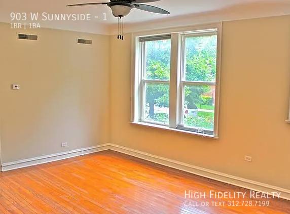 Apartment for rent at 903 W Sunnyside #1, Chicago, IL 60656