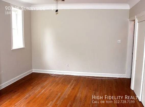 Apartment for rent at 903 W Sunnyside #1, Chicago, IL 60656