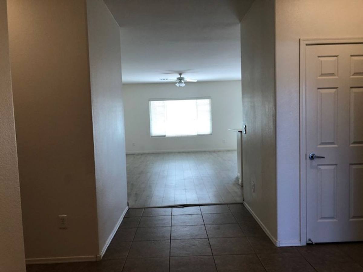 House for rent at 2103 Sawtooth Mountain Dr, Henderson, NV 89044