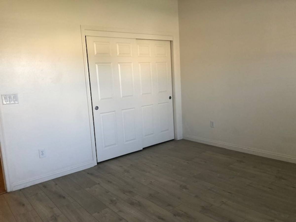 House for rent at 2103 Sawtooth Mountain Dr, Henderson, NV 89044