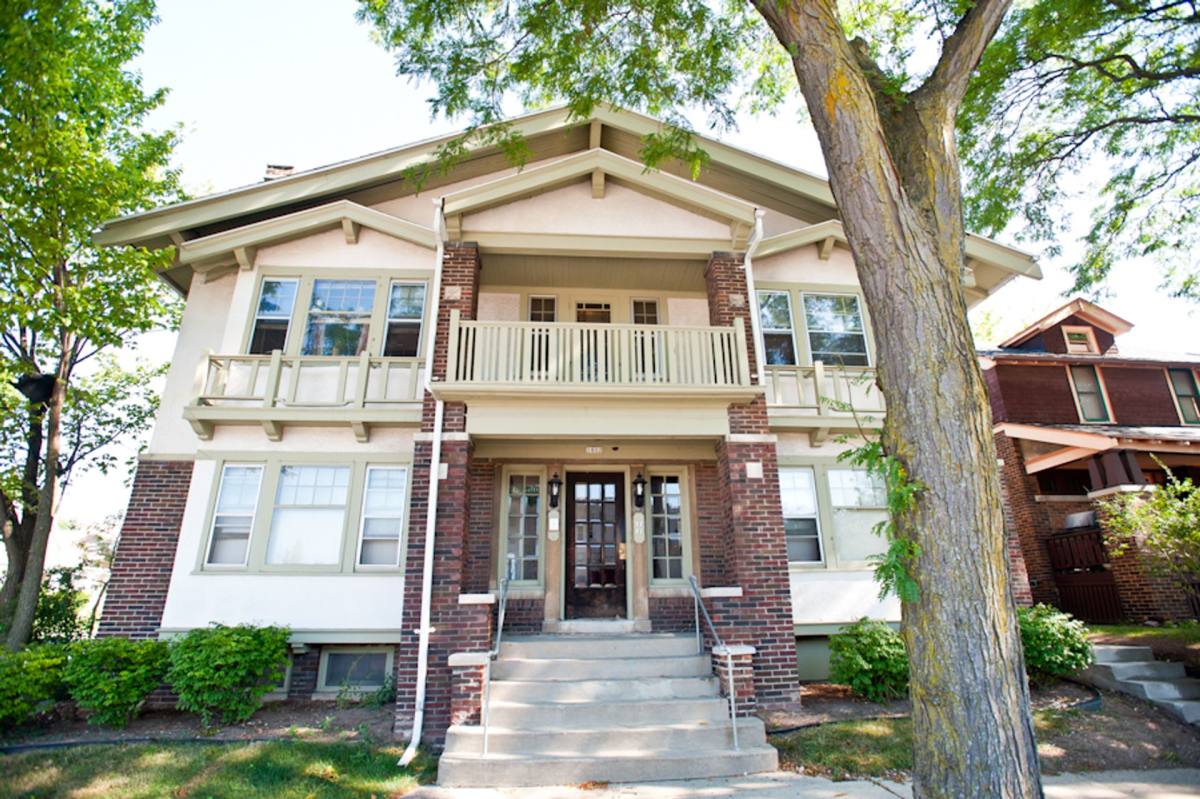 Apartment for rent at 1802 E Linnwood Ave, Milwaukee, WI 53211