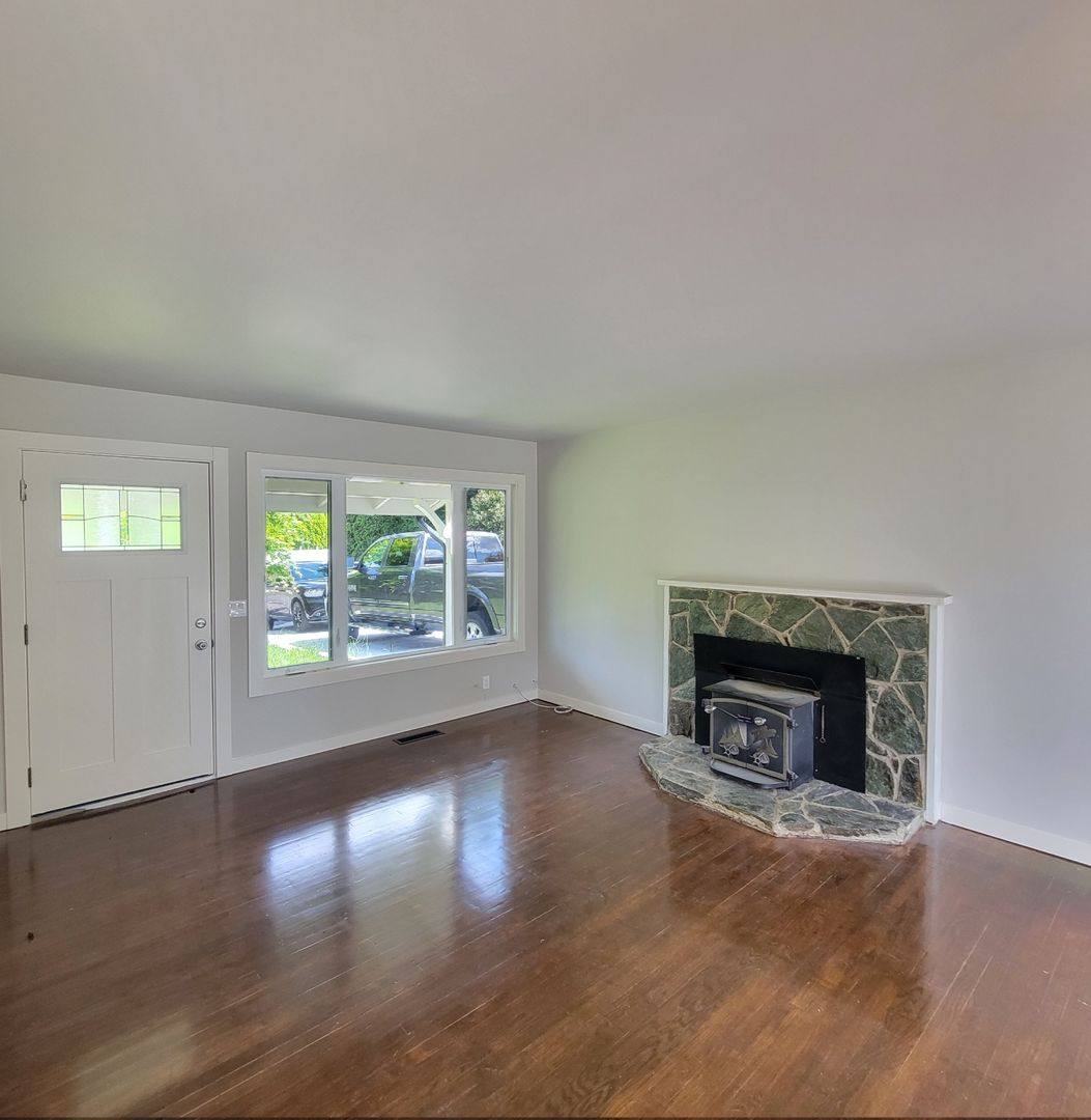 House for rent at 18129 45th Ave S, Seattle, WA 98188