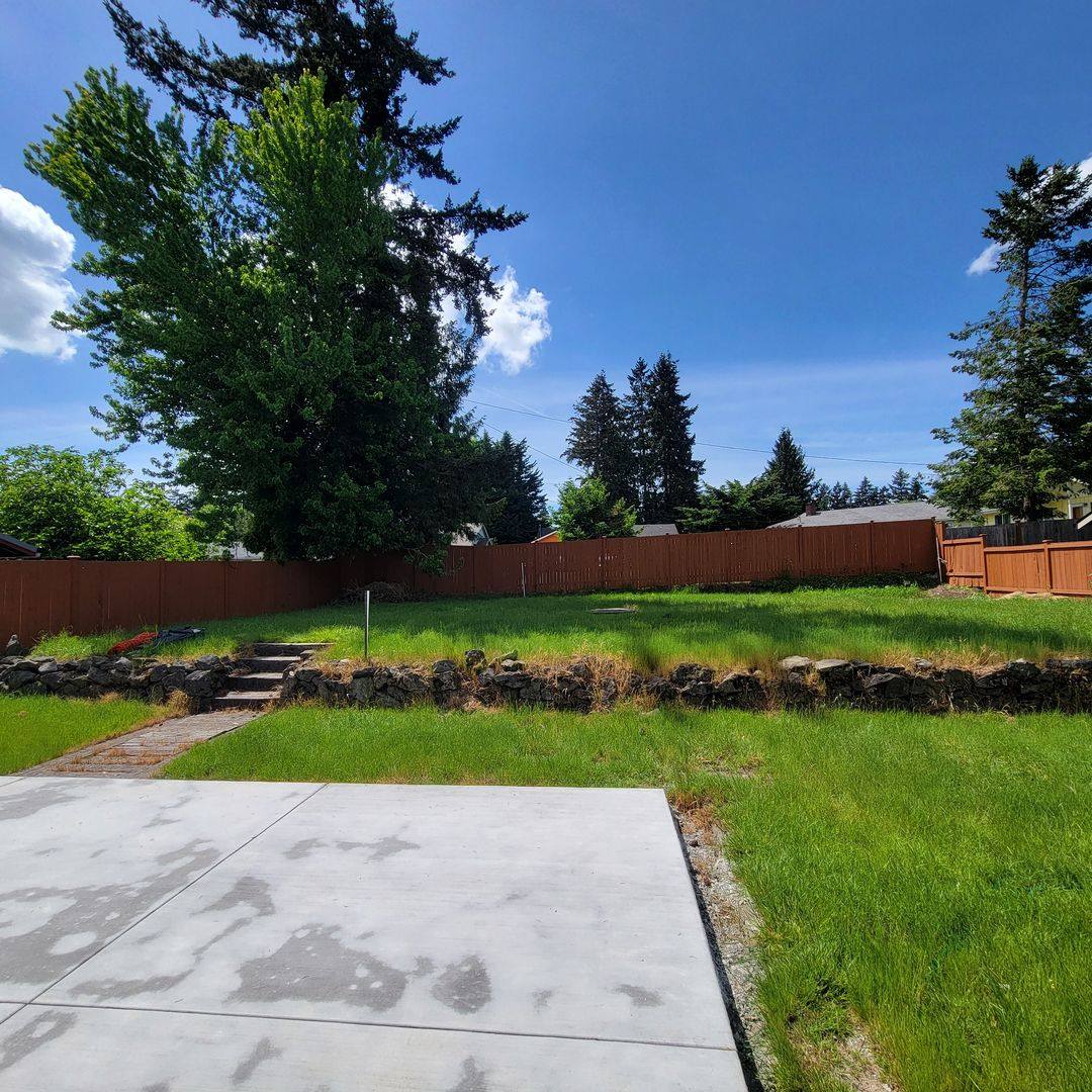 House for rent at 18129 45th Ave S, Seattle, WA 98188