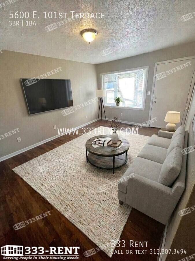 House for rent at 5600 E 101st Terrace, Kansas City, MO 64137