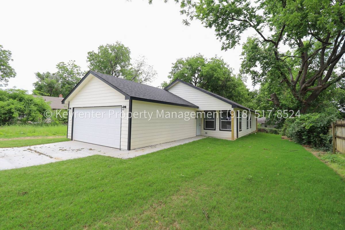 House for rent at 43 S Toledo Ave, Tulsa, OK 74112