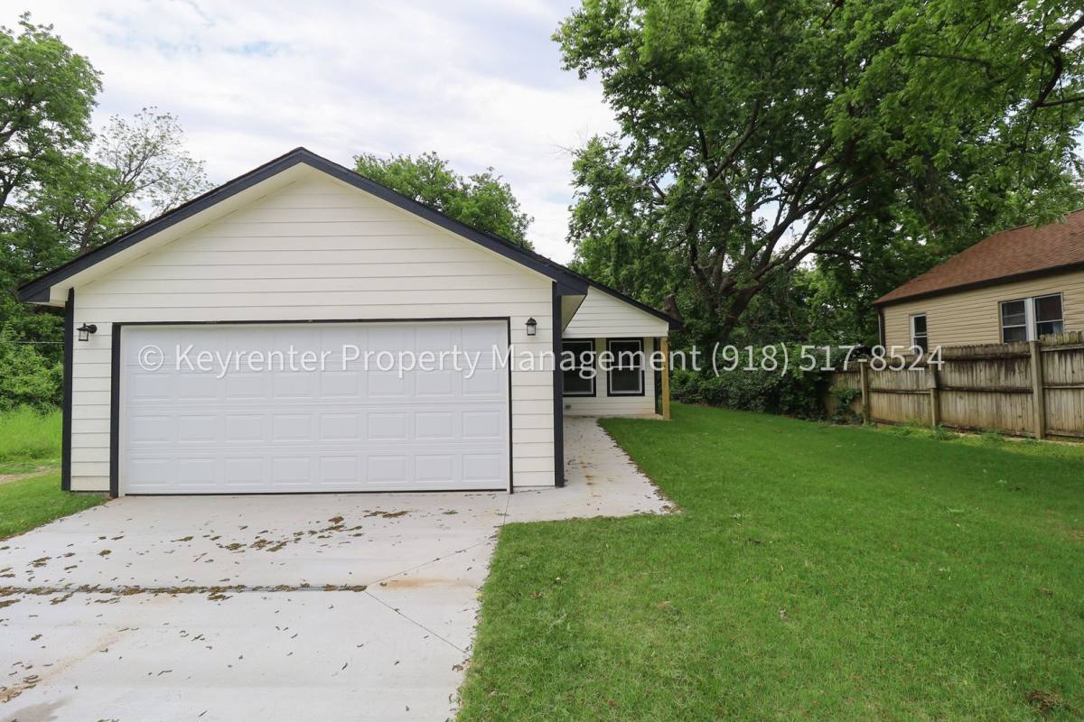 House for rent at 43 S Toledo Ave, Tulsa, OK 74112