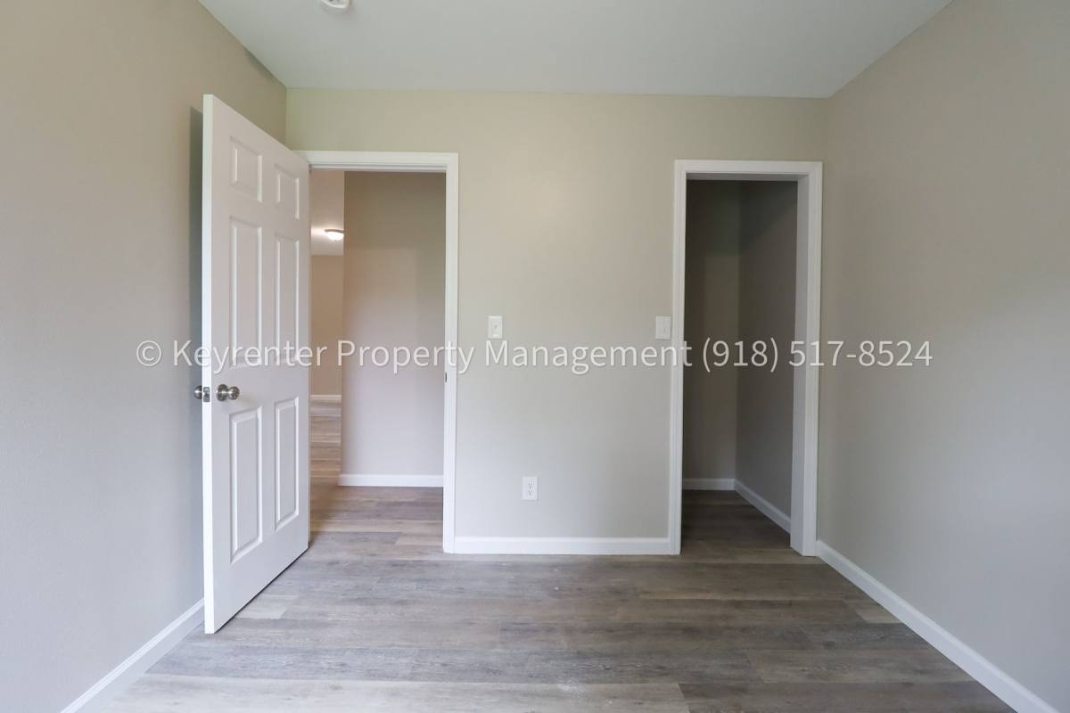 House for rent at 43 S Toledo Ave, Tulsa, OK 74112