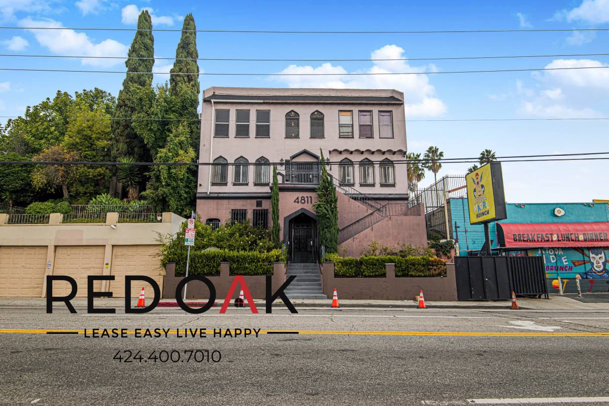 Condo for rent at 4811 Melrose Ave #205, Los Angeles, CA 90029