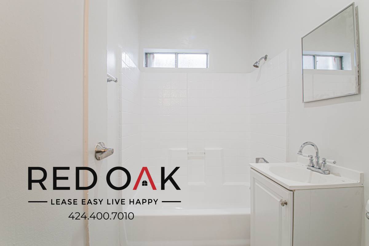 Condo for rent at 4811 Melrose Ave #205, Los Angeles, CA 90029