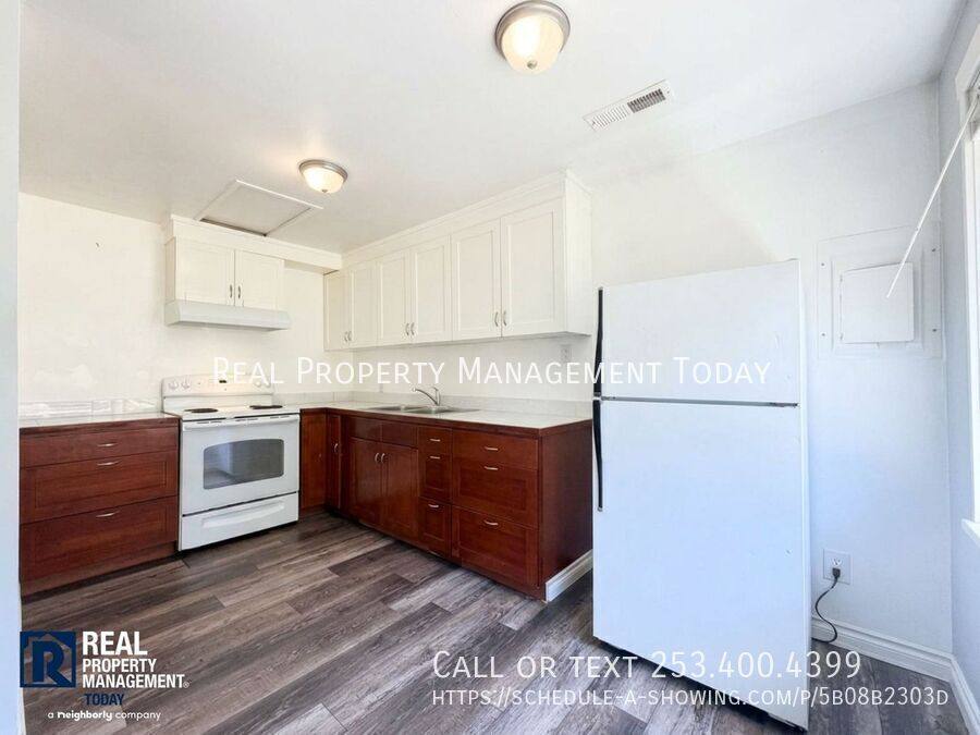 Apartment for rent at 3333 Ward Ave, Bremerton, WA 98310