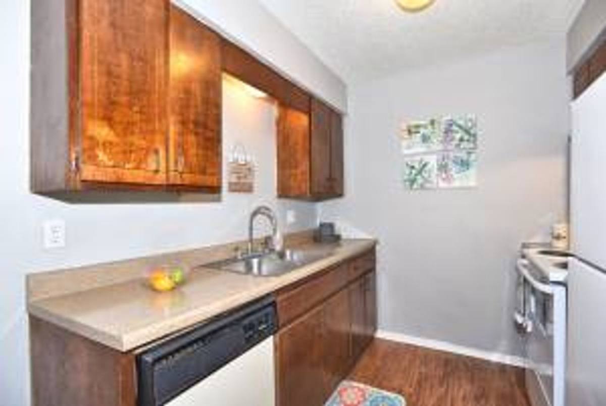 Apartment for rent at 827 S York St, Muskogee, OK 74403