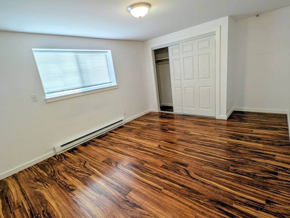 Townhouse for rent at 13727 35th Ave NE, Seattle, WA 98125