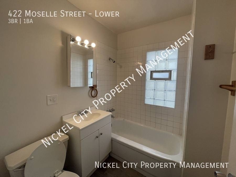 Apartment for rent at 422 Moselle St, Buffalo, NY 14215