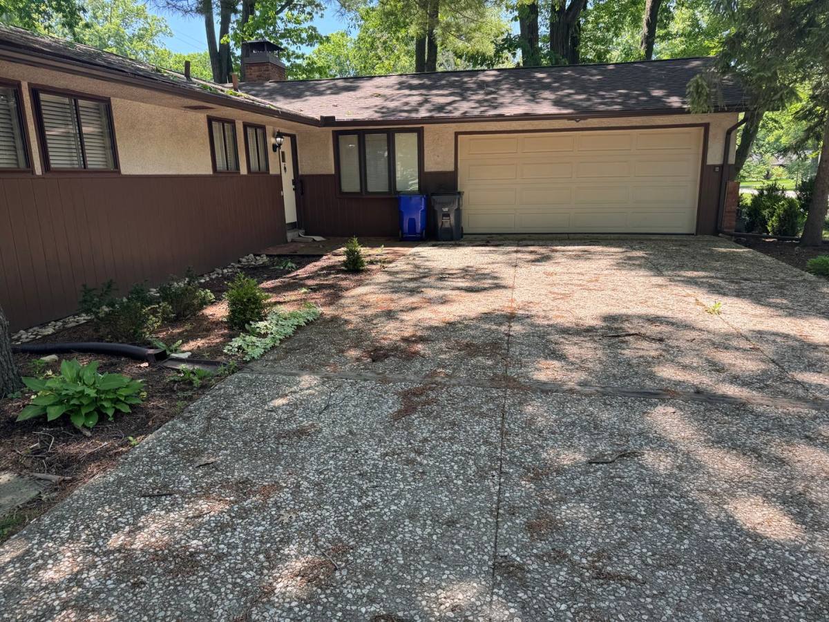 House for rent at 3134 Herrick Rd, Columbus, OH 43221