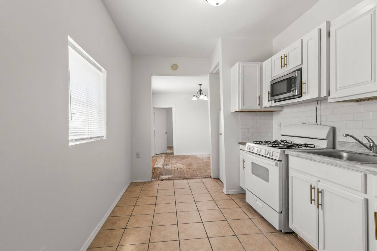 Apartment for rent at 5422 S 23rd St, Omaha, NE 68107