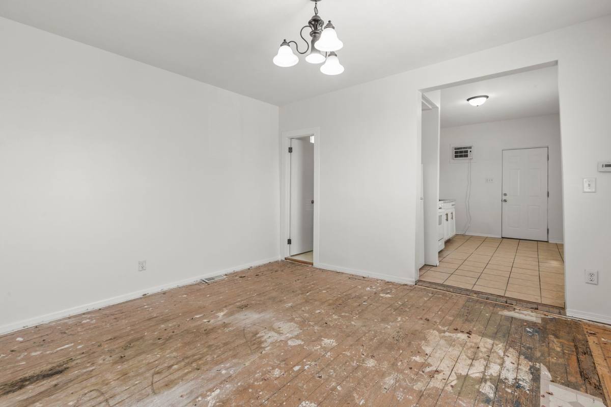 Apartment for rent at 5422 S 23rd St, Omaha, NE 68107