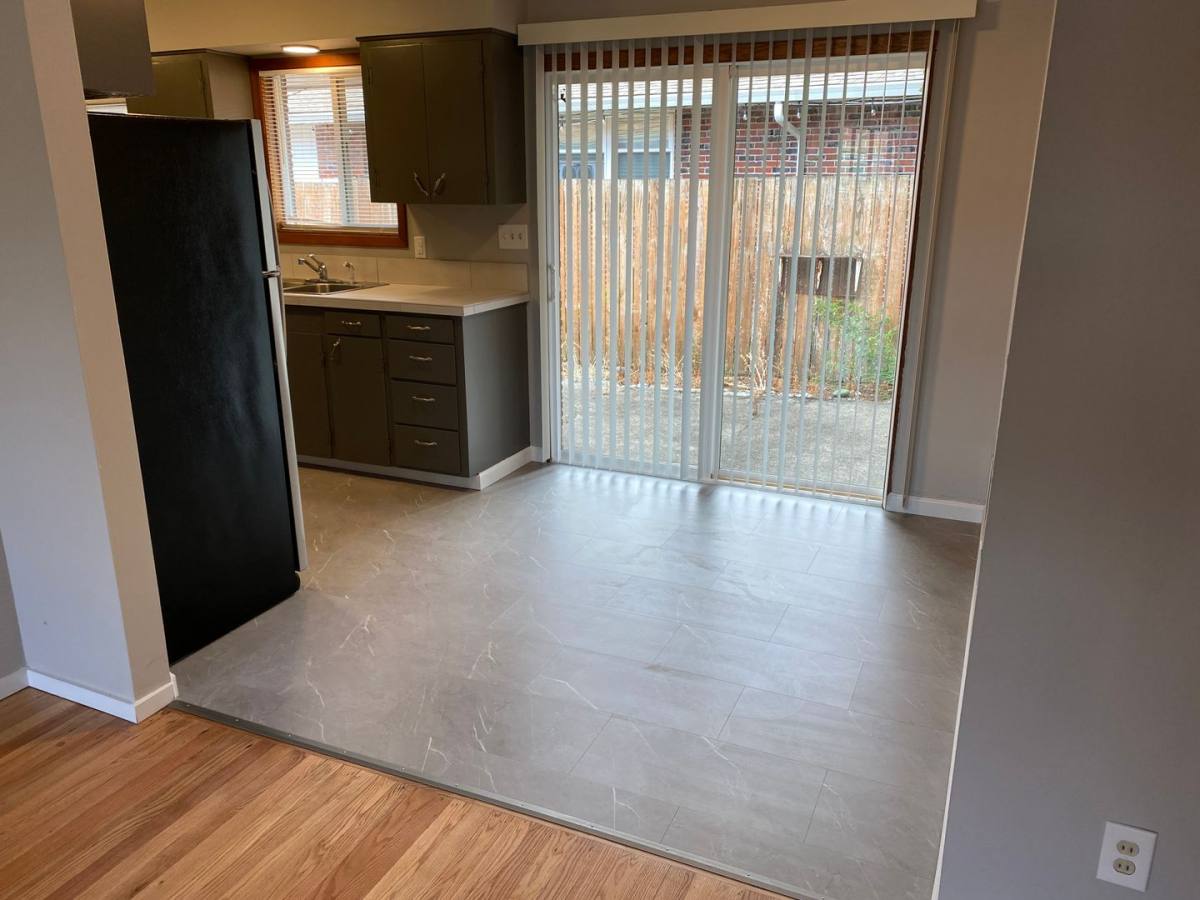 Apartment for rent at 115 N Garrison Rd, Vancouver, WA 98664