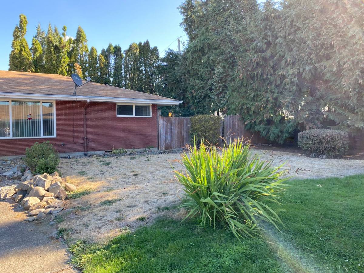 Apartment for rent at 115 N Garrison Rd, Vancouver, WA 98664