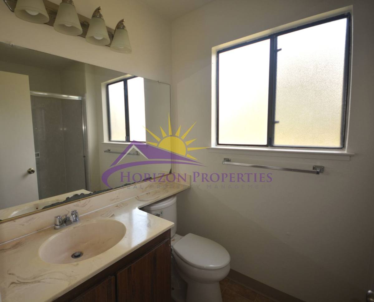 Apartment for rent at 4821 4823 Mary Kate Dr, Sacramento, CA 95841