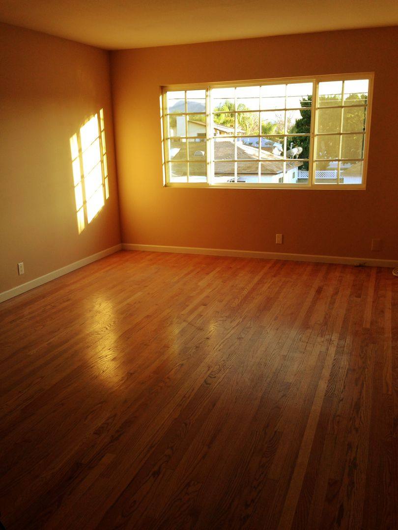 Apartment for rent at 3412-3414 W Victory Blvd, Burbank, CA 91505