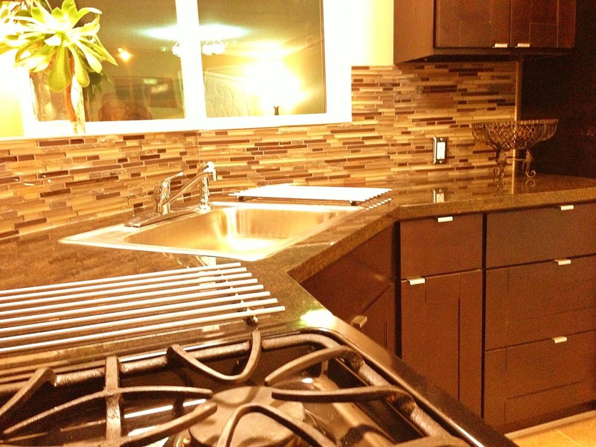 Apartment for rent at 3412-3414 W Victory Blvd, Burbank, CA 91505