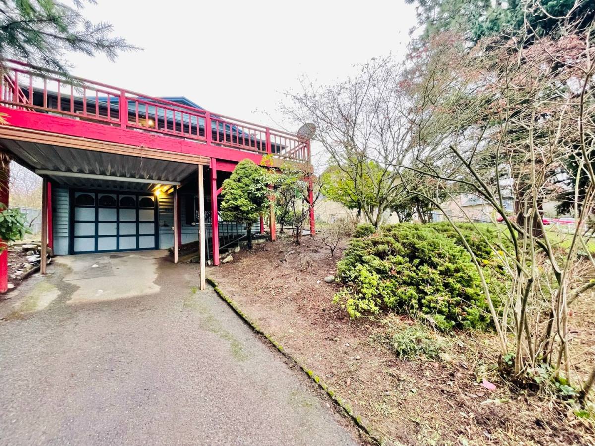 House for rent at 8836 22nd Ave SW, Seattle, WA 98106