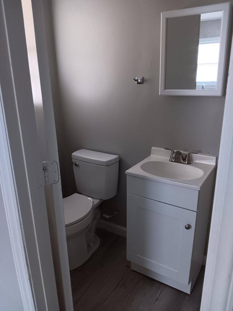 Apartment for rent at 110 Brown St, Thomasville, NC 27360