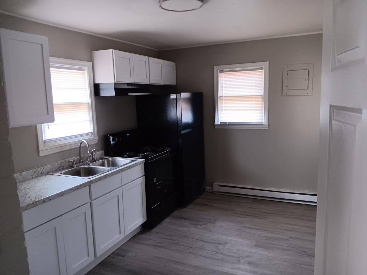 Apartment for rent at 110 Brown St, Thomasville, NC 27360