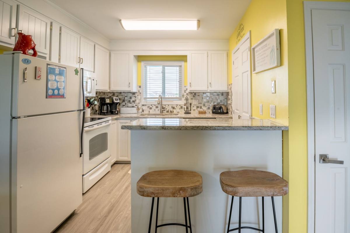 Condo for rent at 418 Carolina Beach Ave N, Carolina Beach, NC 28428