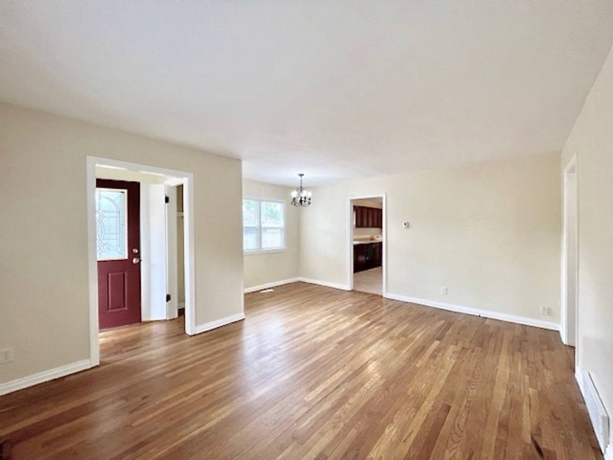 House for rent at 920 E Cucharras St, Colorado Springs, CO 80903