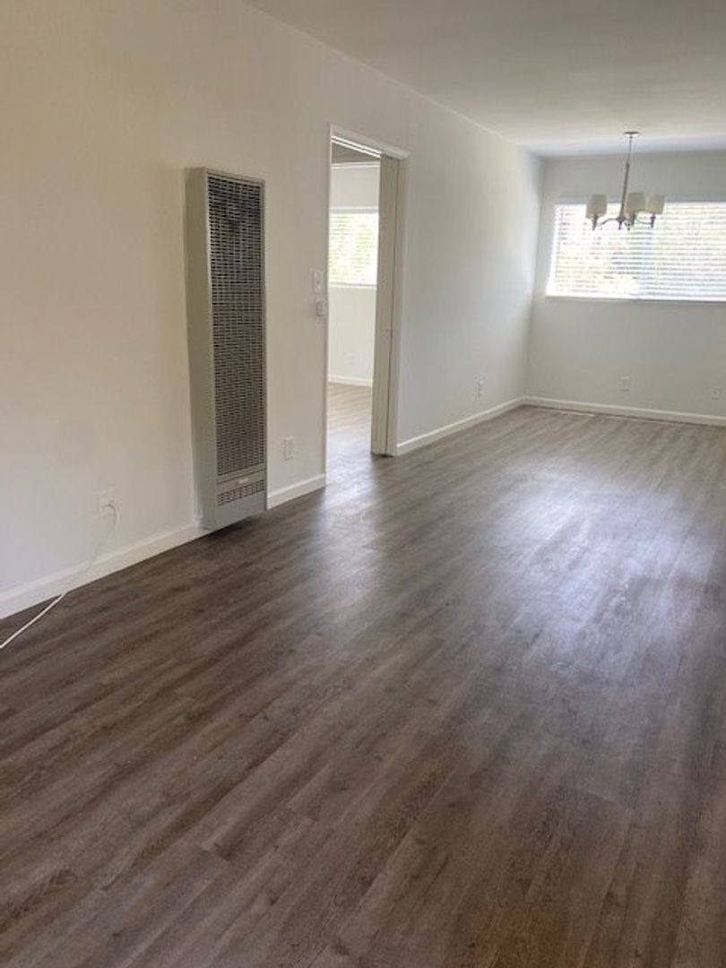 Apartment for rent at 1257 12th St, Santa Monica, CA 90401