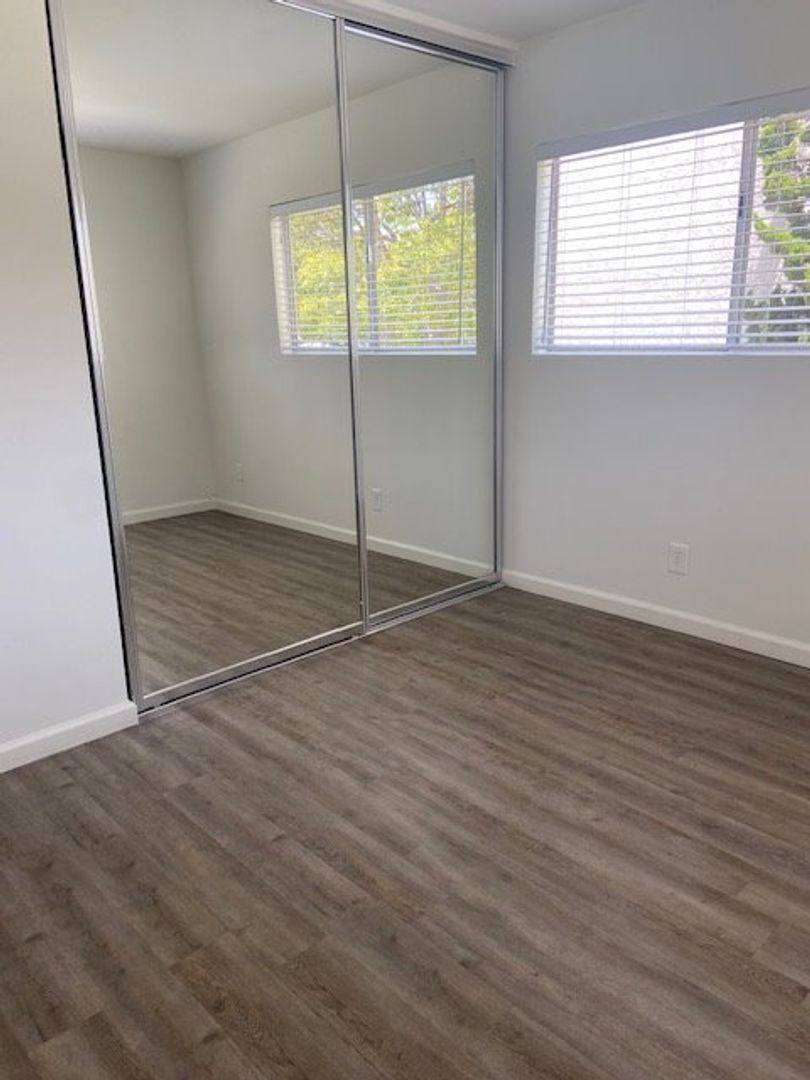 Apartment for rent at 1257 12th St, Santa Monica, CA 90401