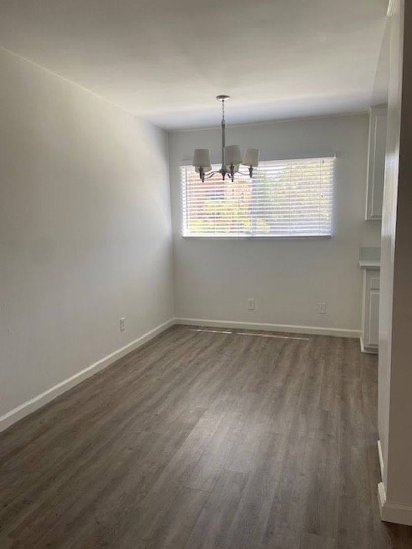 Apartment for rent at 1257 12th St, Santa Monica, CA 90401