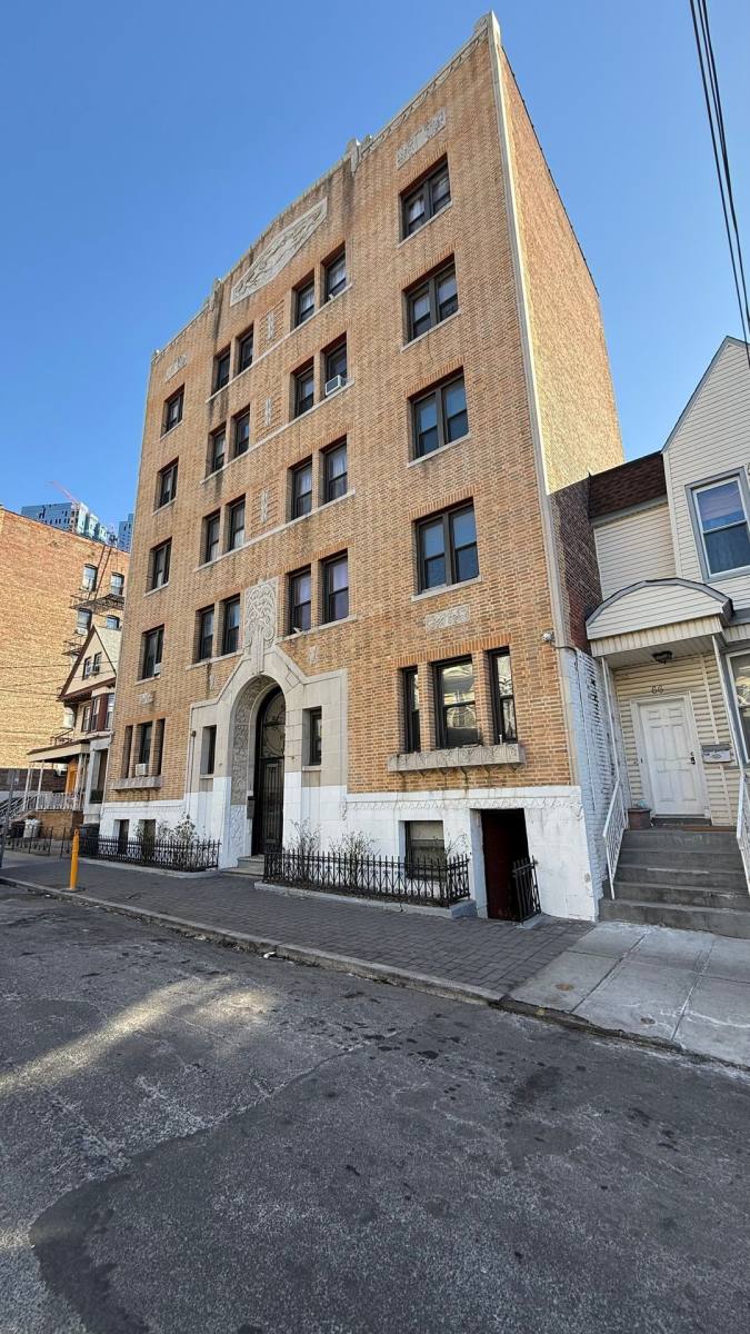 Apartment for rent at 68 Van Reypen, Jersey City, NJ 07306
