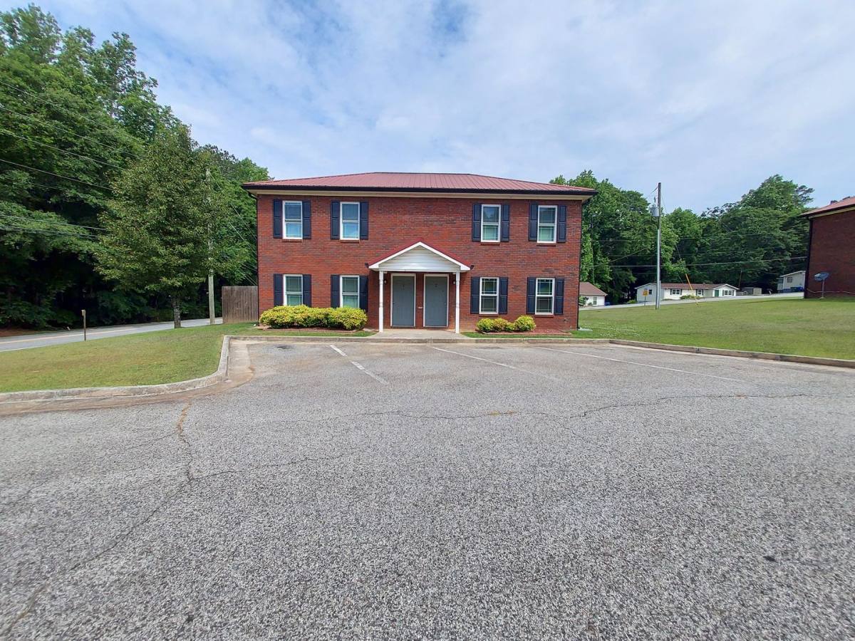 Apartment for rent at 160 Second St, Winder, GA 30680