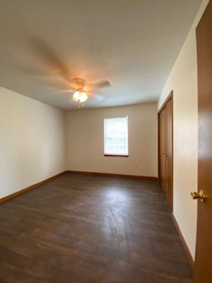 House for rent at 819 Colonial Manor, Goshen, IN 46526