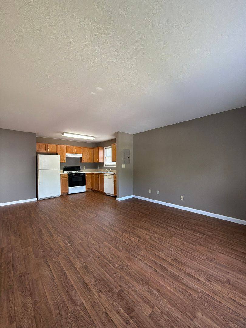 Apartment for rent at 218 Stonewall Court, Nappanee, IN 46550