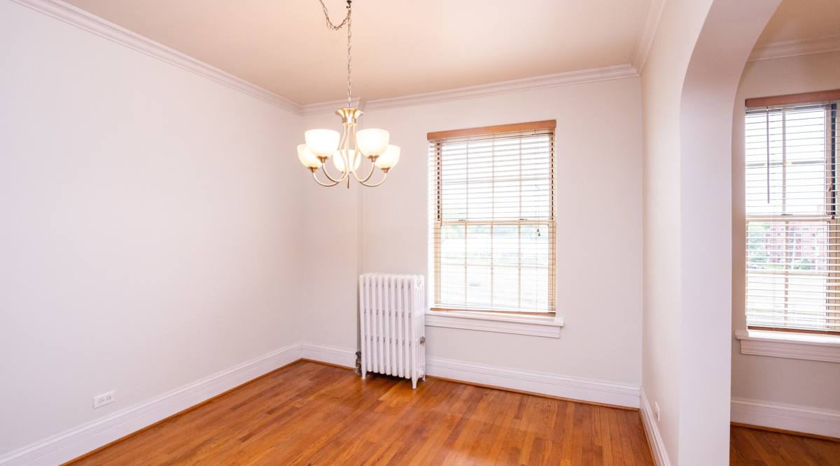 Apartment for rent at 612 Harrison, Oak Park, IL 60304