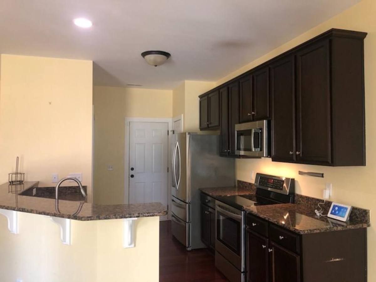 House for rent at 142 Candlewood Dr, Hampstead, NC 28443