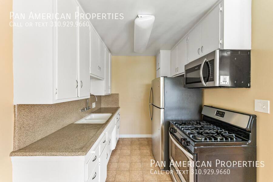 Apartment for rent at 5601 23rd St #4, Long Beach, CA 90815