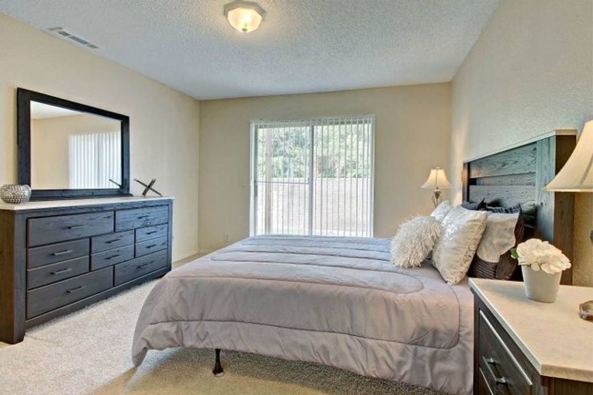 Apartment for rent at 5151 S Utica Ave, Tulsa, OK 74105