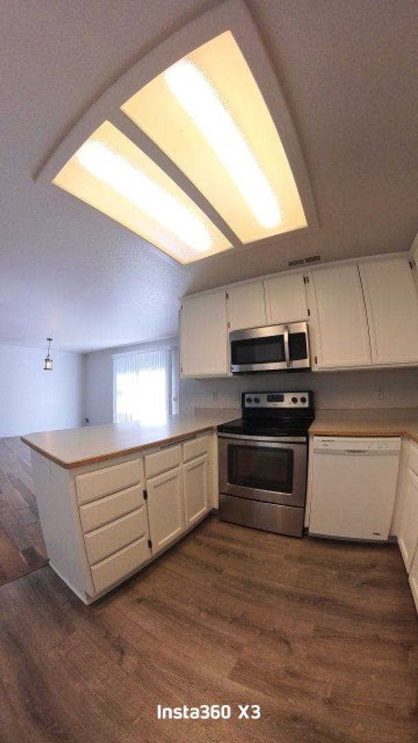 Townhouse for rent at 1546 & 1548 Skyhawk Ridge, Medford, OR 97504