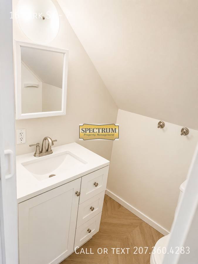 Apartment for rent at 16 Park St #7, Waterville, ME 04901