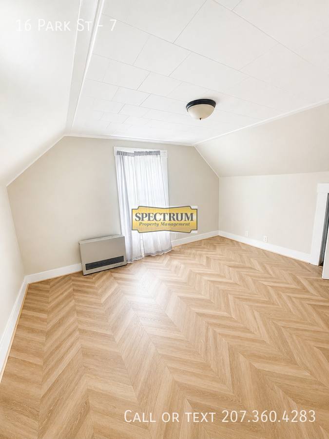 Apartment for rent at 16 Park St #7, Waterville, ME 04901