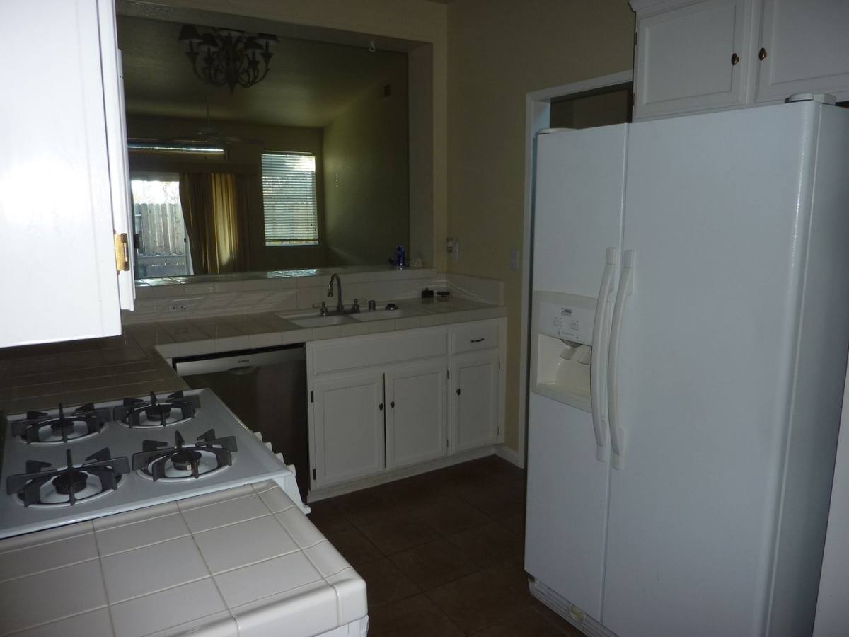 House for rent at 140 Oxburough Dr, Folsom, CA 95630