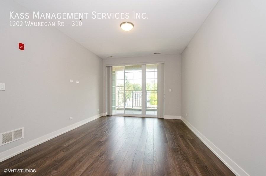 Apartment for rent at 1202 Waukegan Rd #310, Glenview, IL 60025