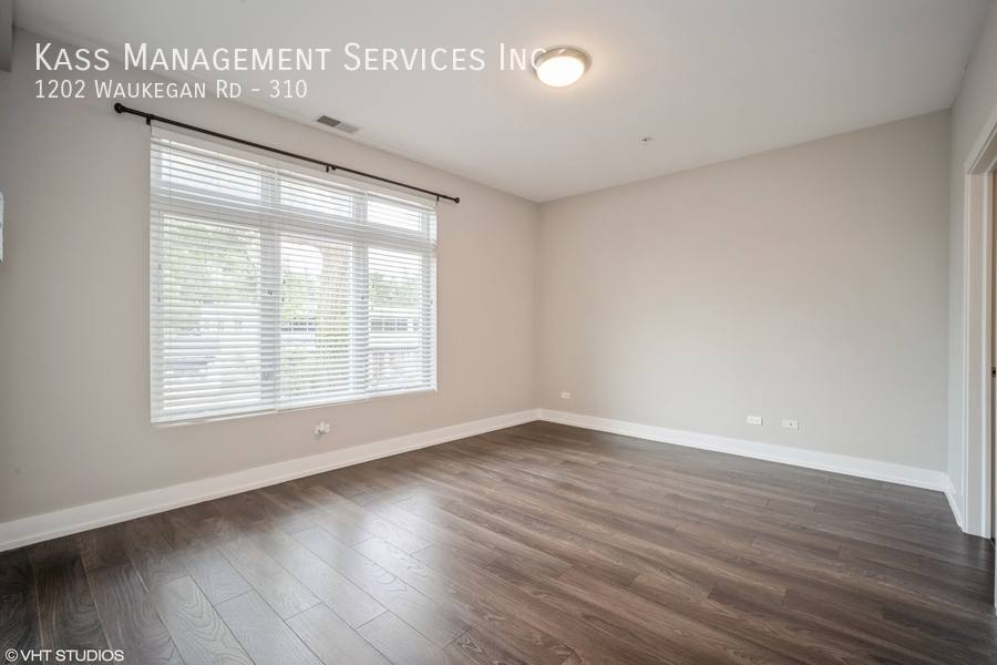 Apartment for rent at 1202 Waukegan Rd #310, Glenview, IL 60025