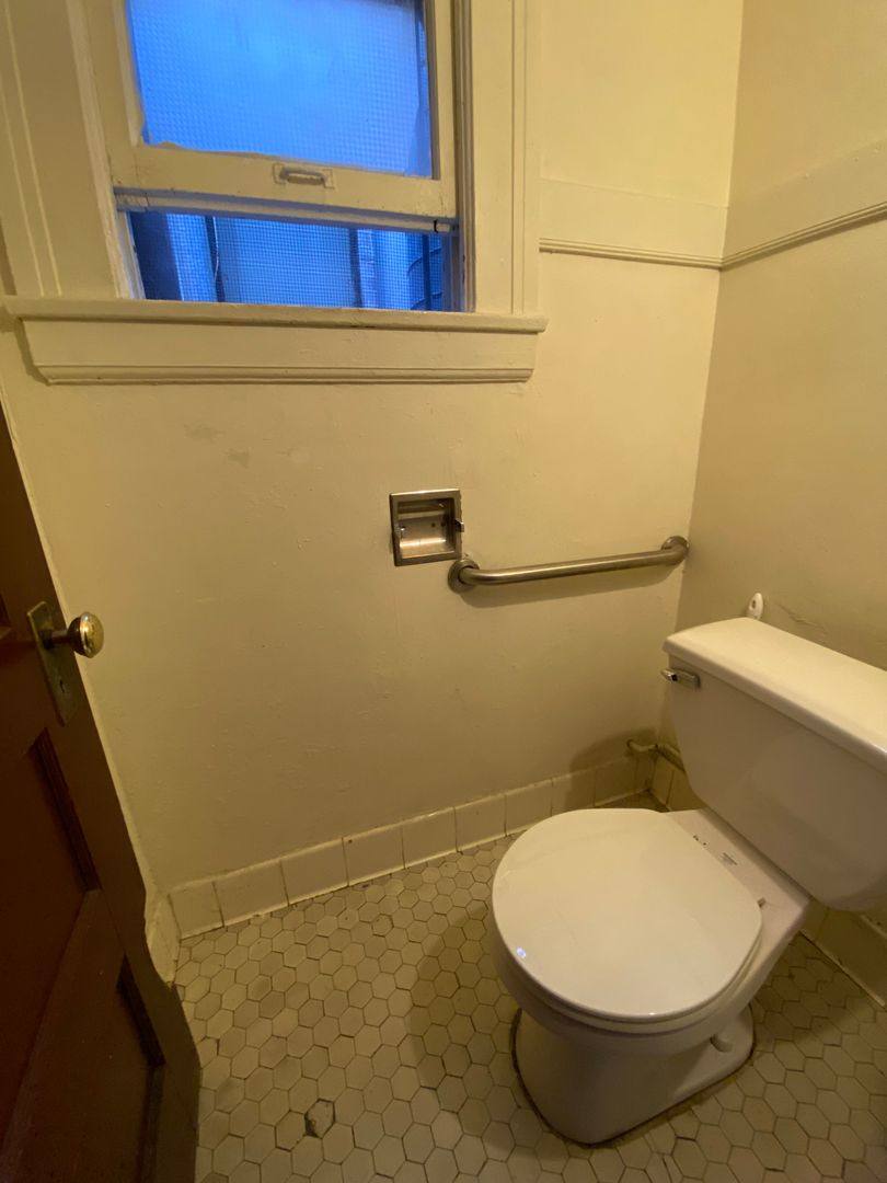 Apartment for rent at 705 Broadway #32, San Francisco, CA 94133